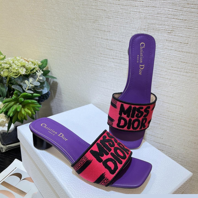ch**an D*or slippers